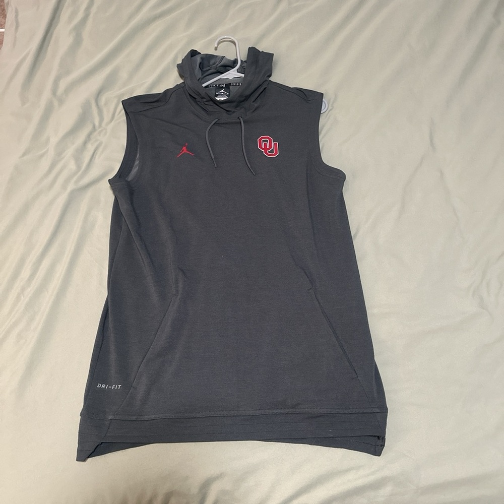 Oklahoma sleeveless hoodie
